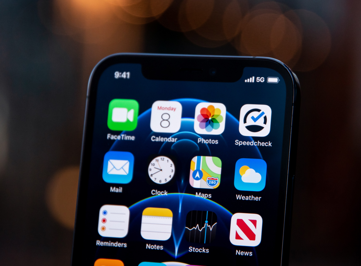 白茅湖农场苹果手机维修分享为什么 iPhone 12 在冬季会自动关机 